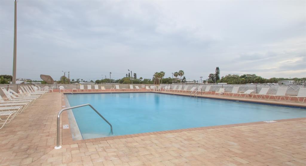 1814 E BEACH DRIVE, BRADENTON, Florida 34207, 2 Bedrooms Bedrooms, 4 Rooms Rooms,2 BathroomsBathrooms,Residential,For sale,BEACH,A4209202