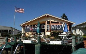 1814 E BEACH DRIVE, BRADENTON, Florida 34207, 2 Bedrooms Bedrooms, 4 Rooms Rooms,2 BathroomsBathrooms,Residential,For sale,BEACH,A4209202