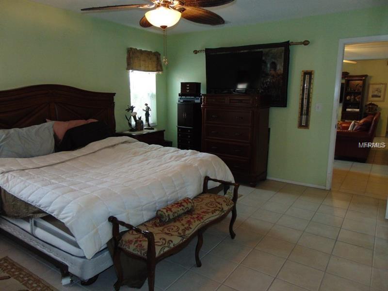 9268 123RD WAY N, SEMINOLE, Florida 33772, 3 Bedrooms Bedrooms, 5 Rooms Rooms,2 BathroomsBathrooms,Residential,For sale,123RD,U7846986