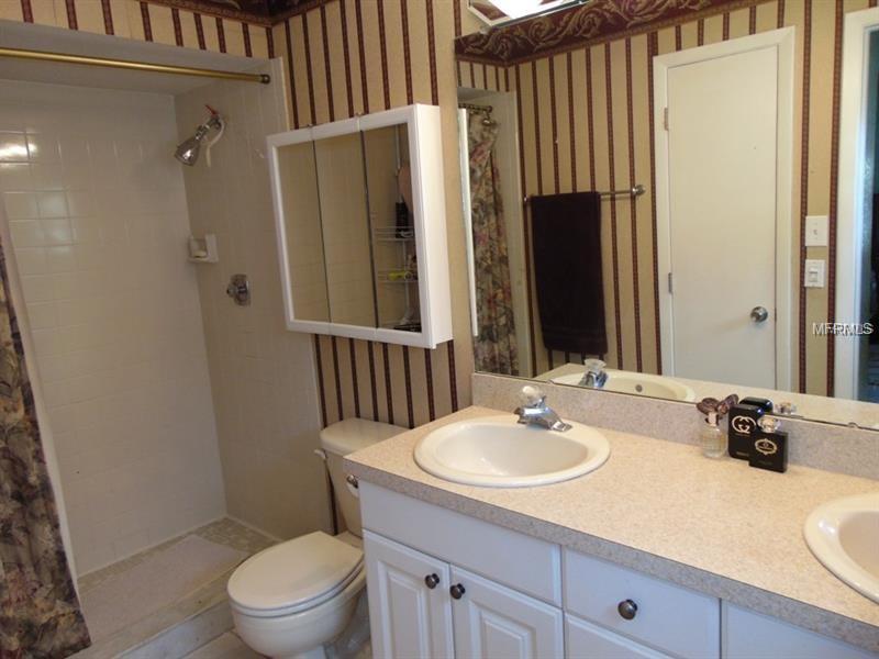 9268 123RD WAY N, SEMINOLE, Florida 33772, 3 Bedrooms Bedrooms, 5 Rooms Rooms,2 BathroomsBathrooms,Residential,For sale,123RD,U7846986