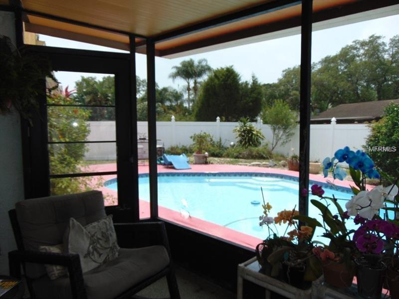 9268 123RD WAY N, SEMINOLE, Florida 33772, 3 Bedrooms Bedrooms, 5 Rooms Rooms,2 BathroomsBathrooms,Residential,For sale,123RD,U7846986