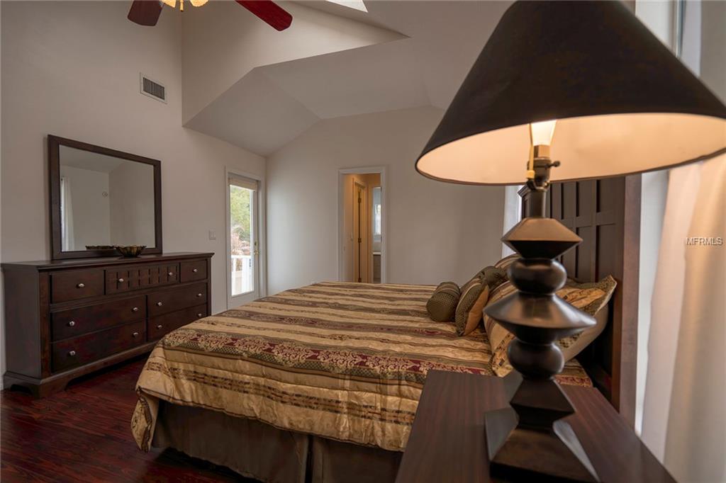 1325 SUNNYSIDE DRIVE, WINTER PARK, Florida 32789, 3 Bedrooms Bedrooms, 4 Rooms Rooms,3 BathroomsBathrooms,Residential,For sale,SUNNYSIDE,O5561185