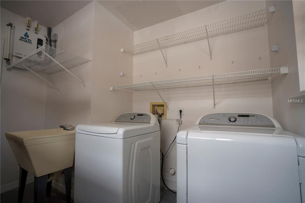 1325 SUNNYSIDE DRIVE, WINTER PARK, Florida 32789, 3 Bedrooms Bedrooms, 4 Rooms Rooms,3 BathroomsBathrooms,Residential,For sale,SUNNYSIDE,O5561185