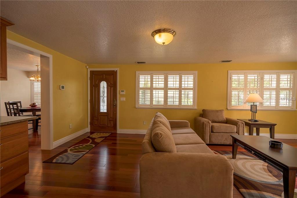 1325 SUNNYSIDE DRIVE, WINTER PARK, Florida 32789, 3 Bedrooms Bedrooms, 4 Rooms Rooms,3 BathroomsBathrooms,Residential,For sale,SUNNYSIDE,O5561185