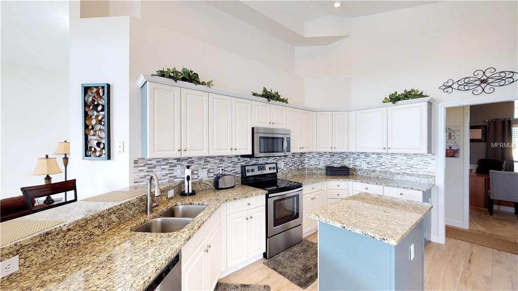 526 LAURENBURG LANE, OCOEE, Florida 34761, 4 Bedrooms Bedrooms, 15 Rooms Rooms,3 BathroomsBathrooms,Residential,For sale,LAURENBURG,O5561615