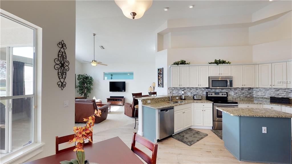 526 LAURENBURG LANE, OCOEE, Florida 34761, 4 Bedrooms Bedrooms, 15 Rooms Rooms,3 BathroomsBathrooms,Residential,For sale,LAURENBURG,O5561615