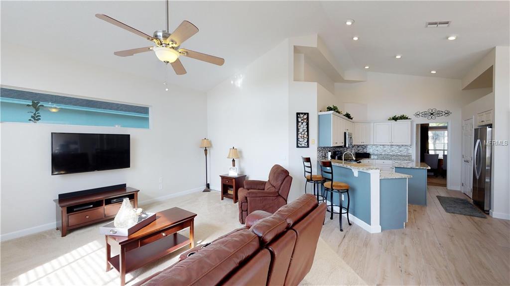 526 LAURENBURG LANE, OCOEE, Florida 34761, 4 Bedrooms Bedrooms, 15 Rooms Rooms,3 BathroomsBathrooms,Residential,For sale,LAURENBURG,O5561615