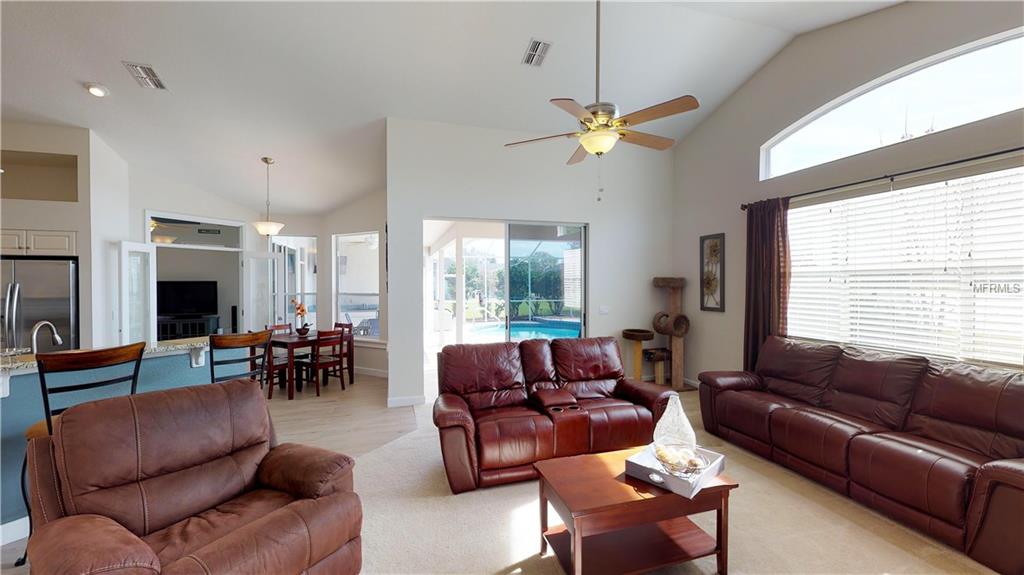 526 LAURENBURG LANE, OCOEE, Florida 34761, 4 Bedrooms Bedrooms, 15 Rooms Rooms,3 BathroomsBathrooms,Residential,For sale,LAURENBURG,O5561615