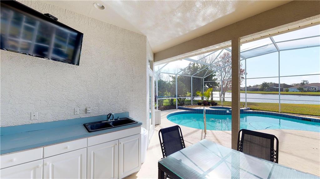 526 LAURENBURG LANE, OCOEE, Florida 34761, 4 Bedrooms Bedrooms, 15 Rooms Rooms,3 BathroomsBathrooms,Residential,For sale,LAURENBURG,O5561615