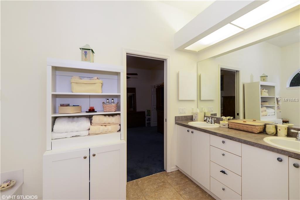 6043 LAUREL CREEK TRAIL, ELLENTON, Florida 34222, 4 Bedrooms Bedrooms, 3 Rooms Rooms,2 BathroomsBathrooms,Residential,For sale,LAUREL CREEK,U7822070