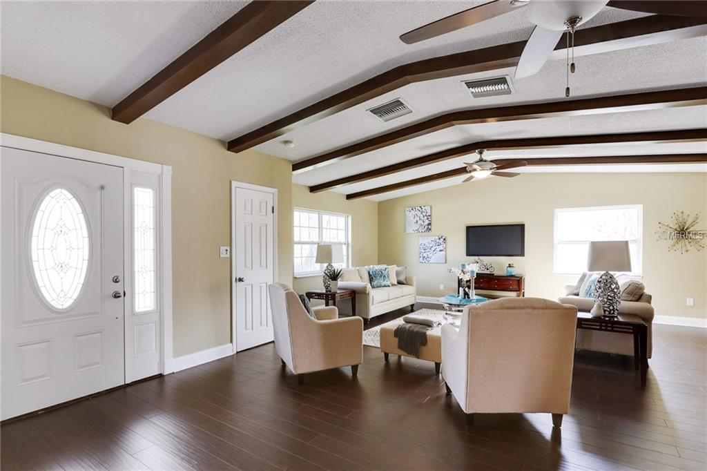 1524 PICARDY CIRCLE, CLEARWATER, Florida 33755, 4 Bedrooms Bedrooms, 7 Rooms Rooms,3 BathroomsBathrooms,Residential,For sale,PICARDY,U7829531