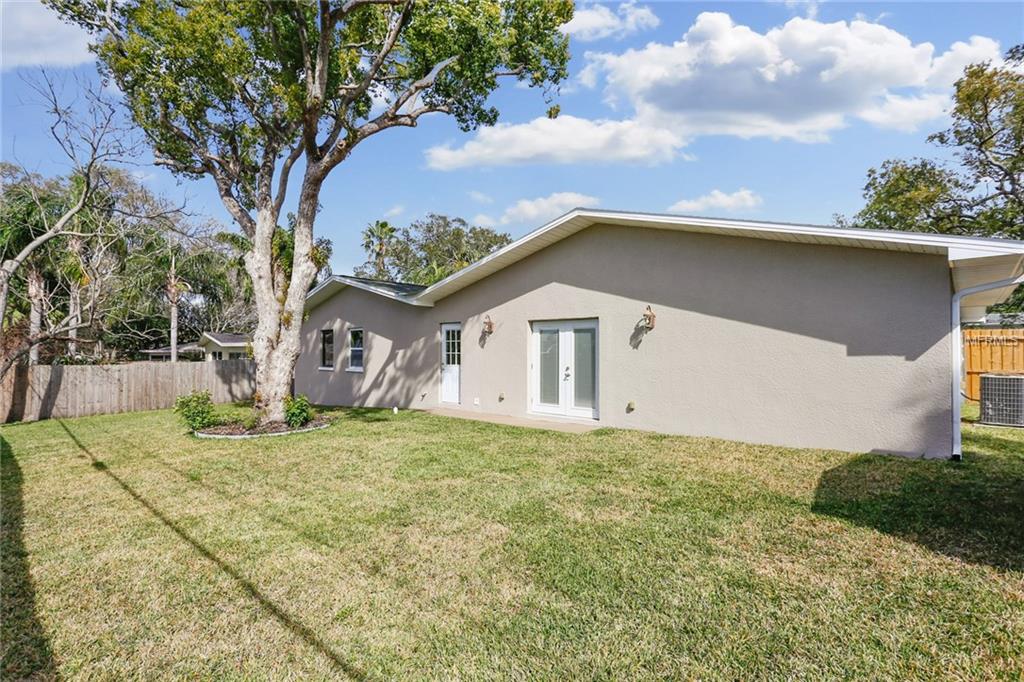 1524 PICARDY CIRCLE, CLEARWATER, Florida 33755, 4 Bedrooms Bedrooms, 7 Rooms Rooms,3 BathroomsBathrooms,Residential,For sale,PICARDY,U7829531