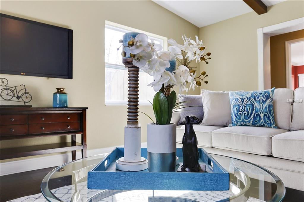 1524 PICARDY CIRCLE, CLEARWATER, Florida 33755, 4 Bedrooms Bedrooms, 7 Rooms Rooms,3 BathroomsBathrooms,Residential,For sale,PICARDY,U7829531