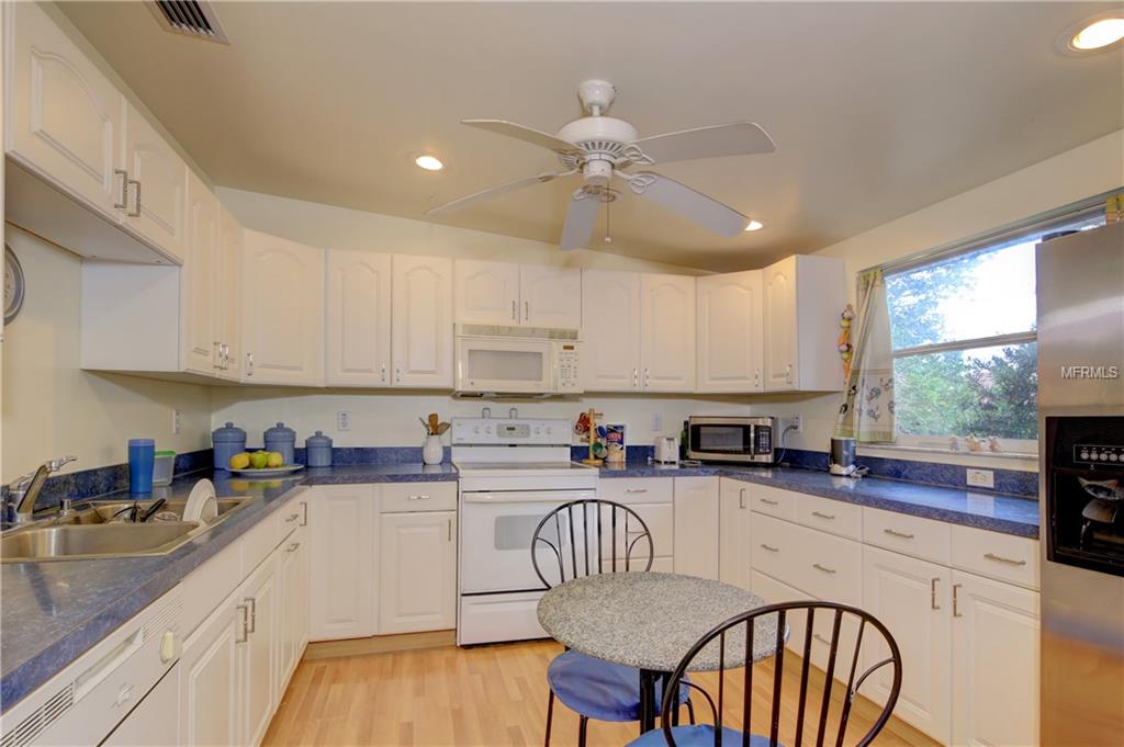 5398 27TH AVENUE N, ST PETERSBURG, Florida 33710, 3 Bedrooms Bedrooms, 6 Rooms Rooms,2 BathroomsBathrooms,Residential,For sale,27TH,U7837539