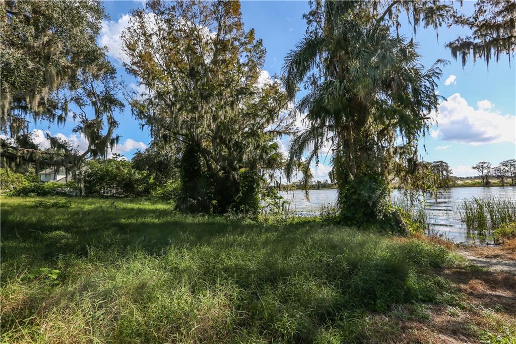 27955 LAKE JEM ROAD, MOUNT DORA, Florida 32757, 4 Bedrooms Bedrooms, 7 Rooms Rooms,3 BathroomsBathrooms,Residential,For sale,LAKE JEM,G4850204