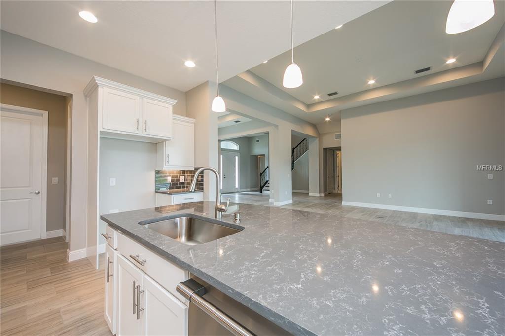 4714 VASCA DRIVE, SARASOTA, Florida 34240, 4 Bedrooms Bedrooms, 10 Rooms Rooms,4 BathroomsBathrooms,Residential,For sale,VASCA,T2918672
