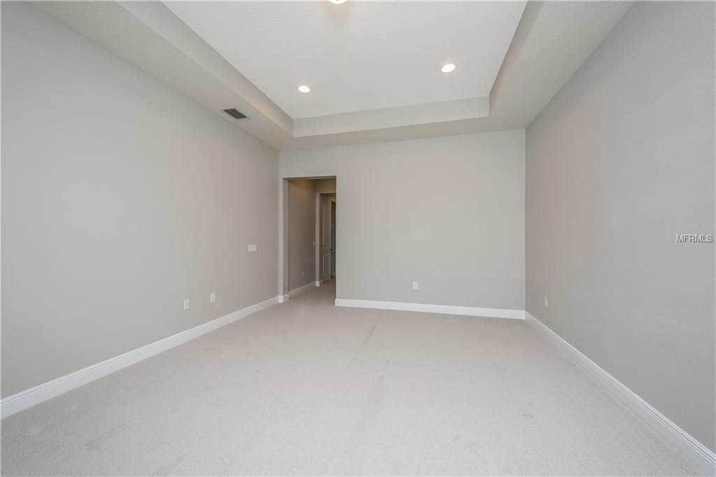 4714 VASCA DRIVE, SARASOTA, Florida 34240, 4 Bedrooms Bedrooms, 10 Rooms Rooms,4 BathroomsBathrooms,Residential,For sale,VASCA,T2918672