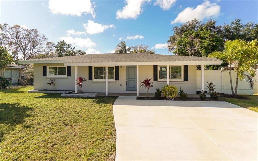 6030 CARLTON AVENUE, SARASOTA, Florida 34231, 3 Bedrooms Bedrooms, 6 Rooms Rooms,2 BathroomsBathrooms,Residential,For sale,CARLTON,A4206683