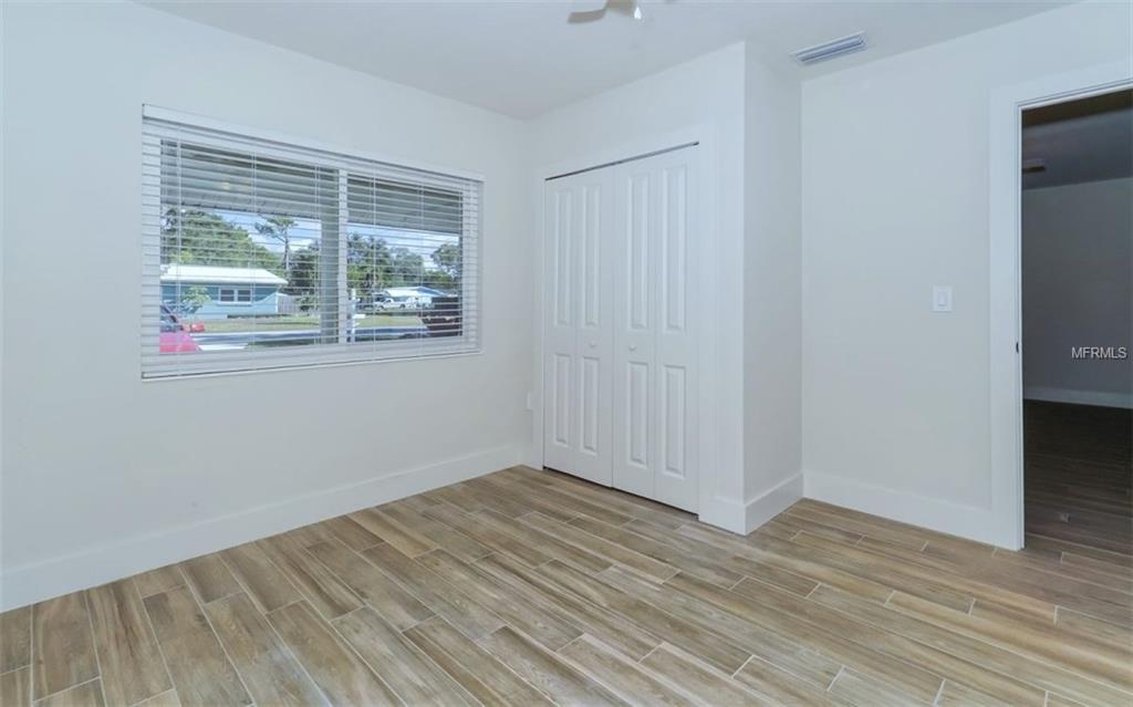 6030 CARLTON AVENUE, SARASOTA, Florida 34231, 3 Bedrooms Bedrooms, 6 Rooms Rooms,2 BathroomsBathrooms,Residential,For sale,CARLTON,A4206683