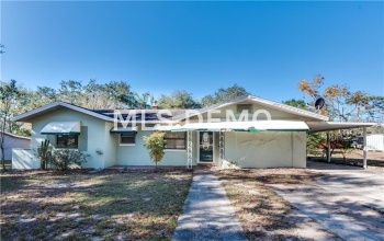 205 N PALM AVENUE, HOWEY IN THE HILLS, Florida 34737, 3 Bedrooms Bedrooms, 6 Rooms Rooms,2 BathroomsBathrooms,Residential,For sale,PALM,G4851781