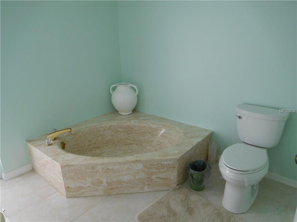 6101 34TH STREET W, BRADENTON, Florida 34210, 3 Bedrooms Bedrooms, 8 Rooms Rooms,3 BathroomsBathrooms,Residential,For sale,34TH,A4207816