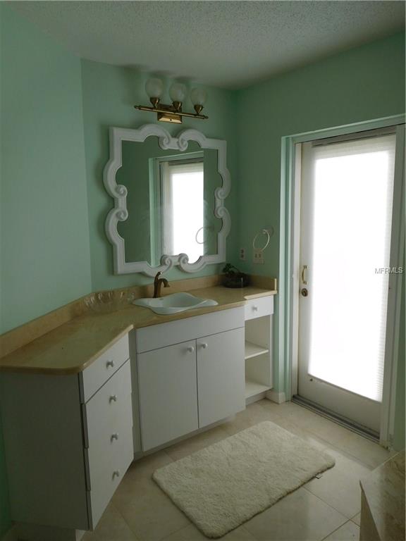 6101 34TH STREET W, BRADENTON, Florida 34210, 3 Bedrooms Bedrooms, 8 Rooms Rooms,3 BathroomsBathrooms,Residential,For sale,34TH,A4207816