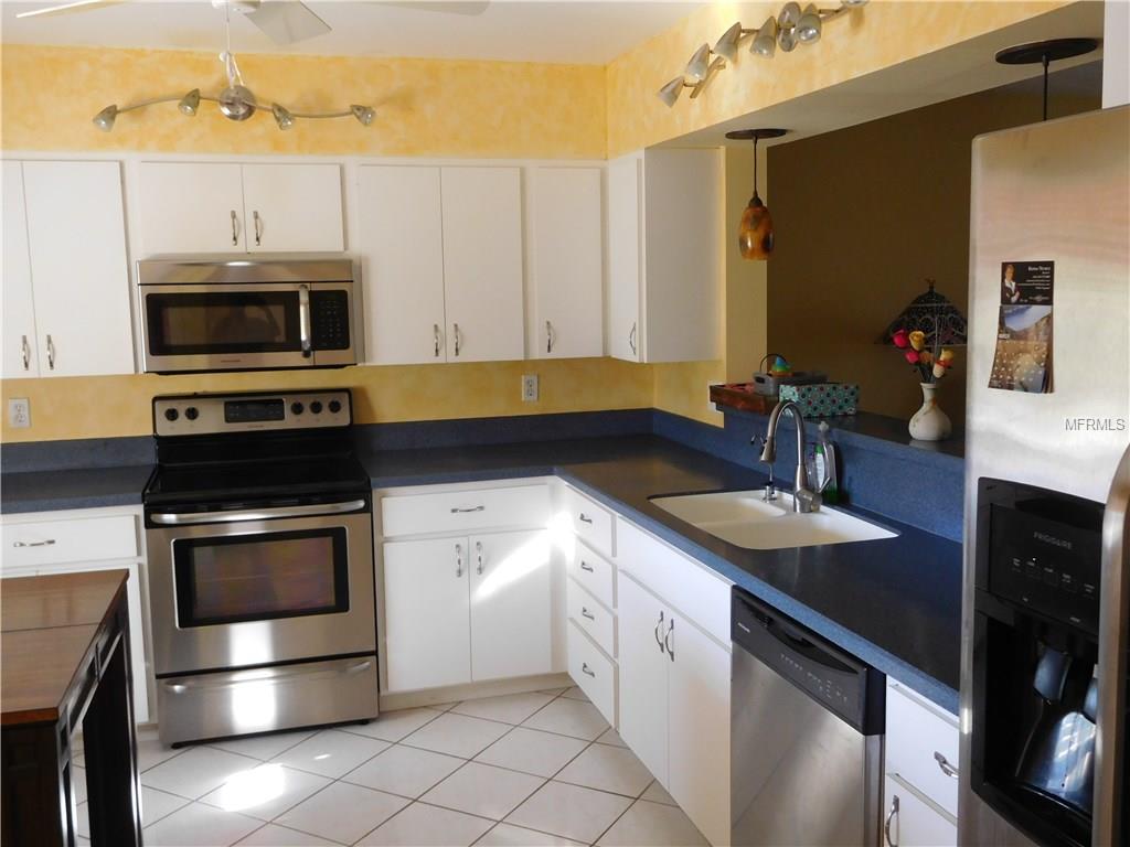 6101 34TH STREET W, BRADENTON, Florida 34210, 3 Bedrooms Bedrooms, 8 Rooms Rooms,3 BathroomsBathrooms,Residential,For sale,34TH,A4207816