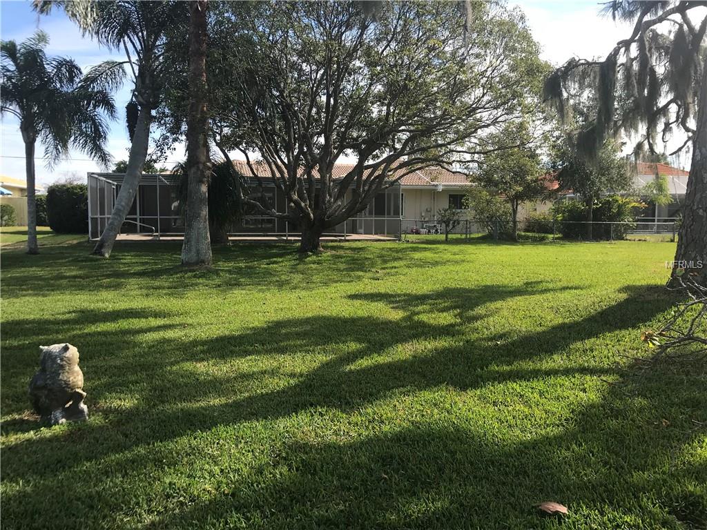 2241 LAKEWOOD DRIVE, NOKOMIS, Florida 34275, 3 Bedrooms Bedrooms, 6 Rooms Rooms,2 BathroomsBathrooms,Residential,For sale,LAKEWOOD,A4208593