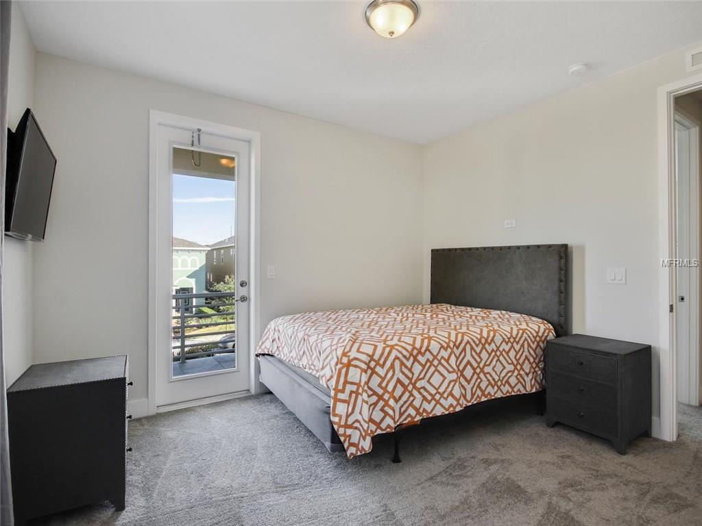 440 NOVI PATH, KISSIMMEE, Florida 34747, 8 Bedrooms Bedrooms, 7 Rooms Rooms,7 BathroomsBathrooms,Residential,For sale,NOVI,O5560123