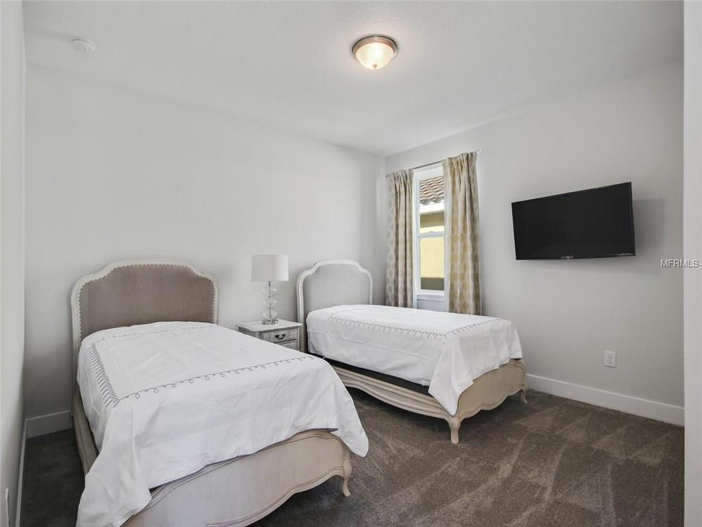 440 NOVI PATH, KISSIMMEE, Florida 34747, 8 Bedrooms Bedrooms, 7 Rooms Rooms,7 BathroomsBathrooms,Residential,For sale,NOVI,O5560123