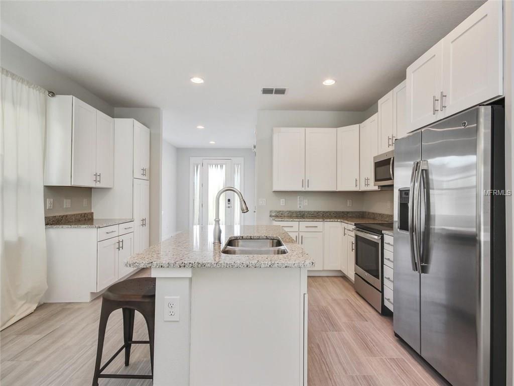 440 NOVI PATH, KISSIMMEE, Florida 34747, 8 Bedrooms Bedrooms, 7 Rooms Rooms,7 BathroomsBathrooms,Residential,For sale,NOVI,O5560123