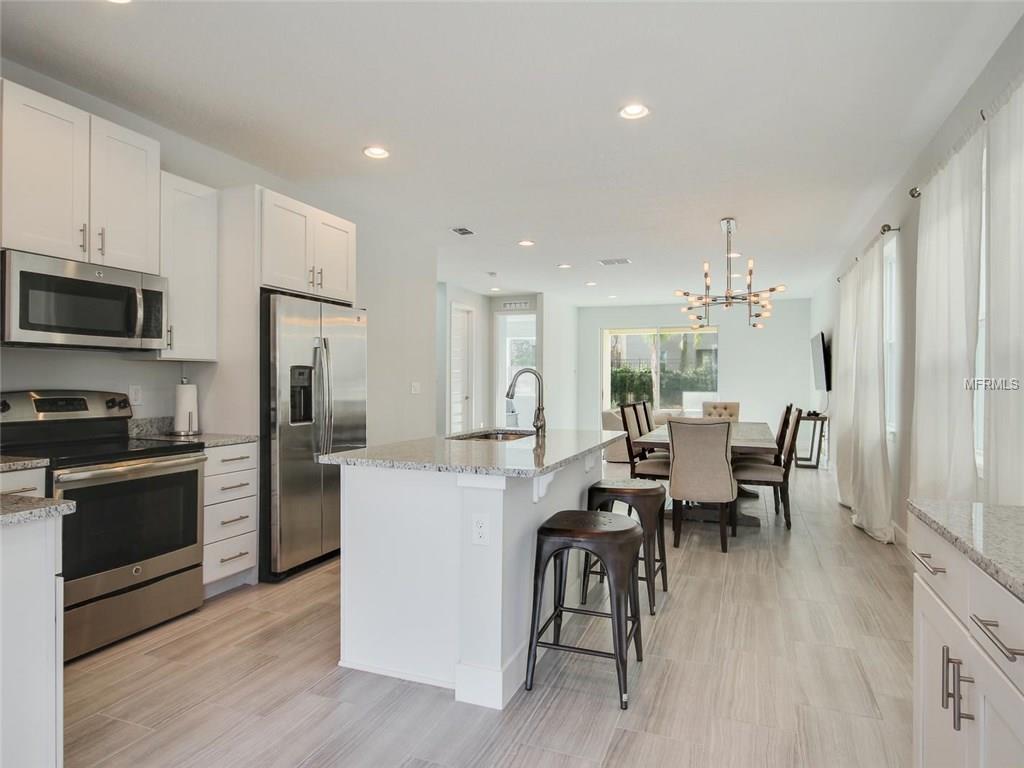 440 NOVI PATH, KISSIMMEE, Florida 34747, 8 Bedrooms Bedrooms, 7 Rooms Rooms,7 BathroomsBathrooms,Residential,For sale,NOVI,O5560123