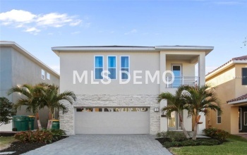 440 NOVI PATH, KISSIMMEE, Florida 34747, 8 Bedrooms Bedrooms, 7 Rooms Rooms,7 BathroomsBathrooms,Residential,For sale,NOVI,O5560123