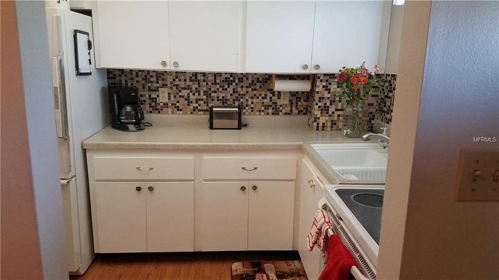 4200 HERON WAY, BRADENTON, Florida 34205, 2 Bedrooms Bedrooms, 5 Rooms Rooms,1 BathroomBathrooms,Residential,For sale,HERON,A4209203