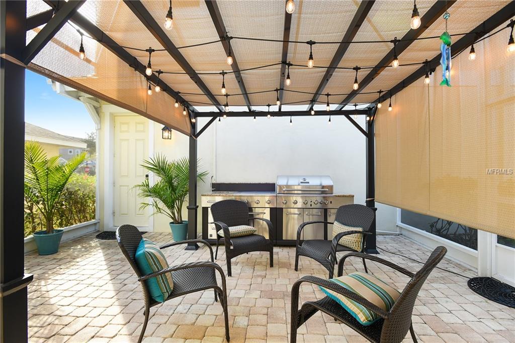 527 WINTERSIDE DRIVE, APOLLO BEACH, Florida 33572, 4 Bedrooms Bedrooms, 4 Rooms Rooms,3 BathroomsBathrooms,Residential,For sale,WINTERSIDE,T2927458