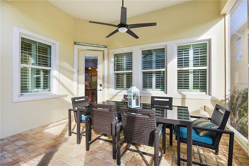 527 WINTERSIDE DRIVE, APOLLO BEACH, Florida 33572, 4 Bedrooms Bedrooms, 4 Rooms Rooms,3 BathroomsBathrooms,Residential,For sale,WINTERSIDE,T2927458