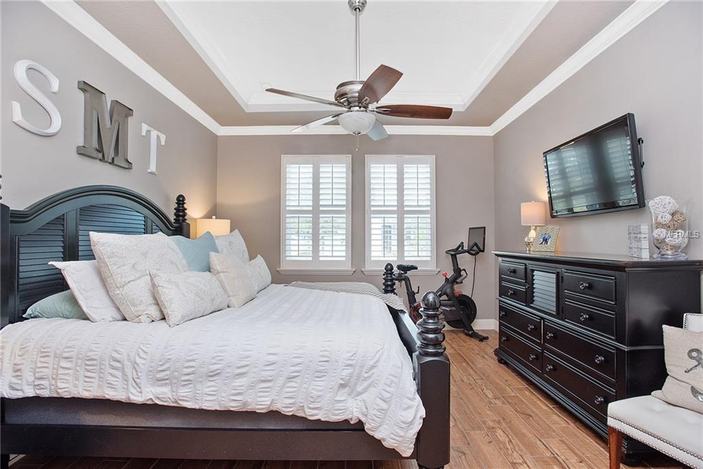 527 WINTERSIDE DRIVE, APOLLO BEACH, Florida 33572, 4 Bedrooms Bedrooms, 4 Rooms Rooms,3 BathroomsBathrooms,Residential,For sale,WINTERSIDE,T2927458