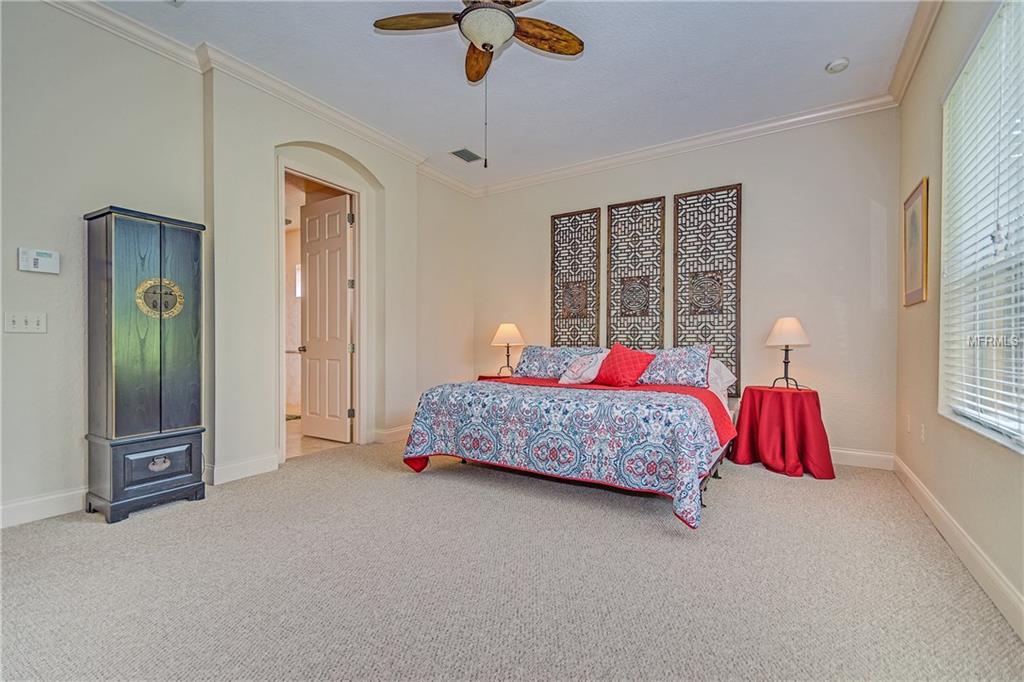 1723 LAUREL GLEN PLACE, LAKELAND, Florida 33803, 3 Bedrooms Bedrooms, 7 Rooms Rooms,2 BathroomsBathrooms,Residential,For sale,LAUREL GLEN,L4721227