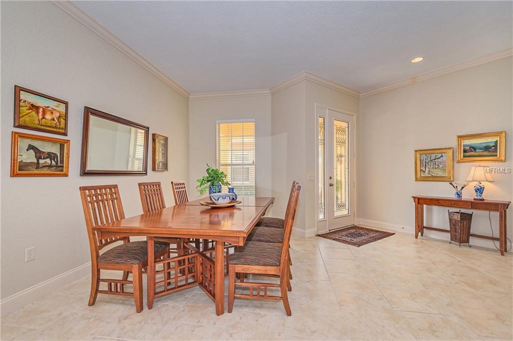 1723 LAUREL GLEN PLACE, LAKELAND, Florida 33803, 3 Bedrooms Bedrooms, 7 Rooms Rooms,2 BathroomsBathrooms,Residential,For sale,LAUREL GLEN,L4721227