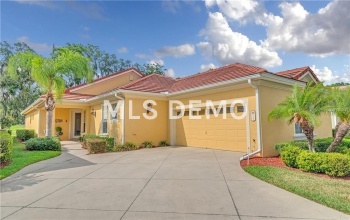 1723 LAUREL GLEN PLACE, LAKELAND, Florida 33803, 3 Bedrooms Bedrooms, 7 Rooms Rooms,2 BathroomsBathrooms,Residential,For sale,LAUREL GLEN,L4721227