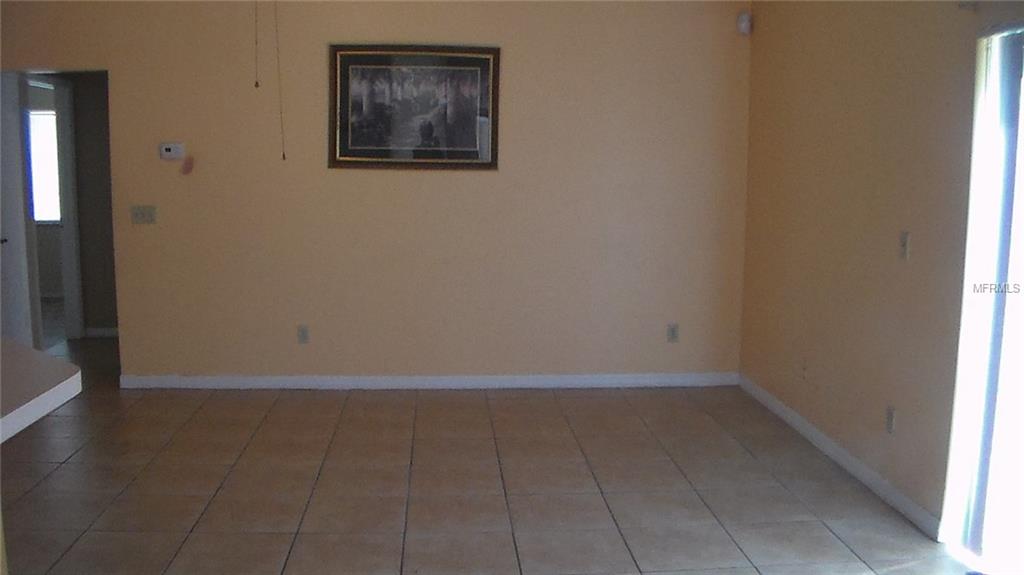 118 HONEYWOOD DRIVE, KISSIMMEE, Florida 34743, 3 Bedrooms Bedrooms, 6 Rooms Rooms,2 BathroomsBathrooms,Residential,For sale,HONEYWOOD,O5537757