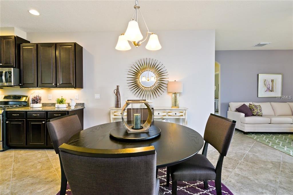 954 GLAZEBROOK LOOP, ORANGE CITY, Florida 32763, 4 Bedrooms Bedrooms, 8 Rooms Rooms,2 BathroomsBathrooms,Residential,For sale,GLAZEBROOK,W7635840