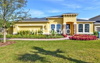 954 GLAZEBROOK LOOP, ORANGE CITY, Florida 32763, 4 Bedrooms Bedrooms, 8 Rooms Rooms,2 BathroomsBathrooms,Residential,For sale,GLAZEBROOK,W7635840