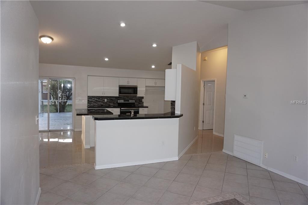 676 MEADOW PARK DRIVE, MINNEOLA, Florida 34715, 3 Bedrooms Bedrooms, 7 Rooms Rooms,2 BathroomsBathrooms,Residential,For sale,MEADOW PARK,G4850664