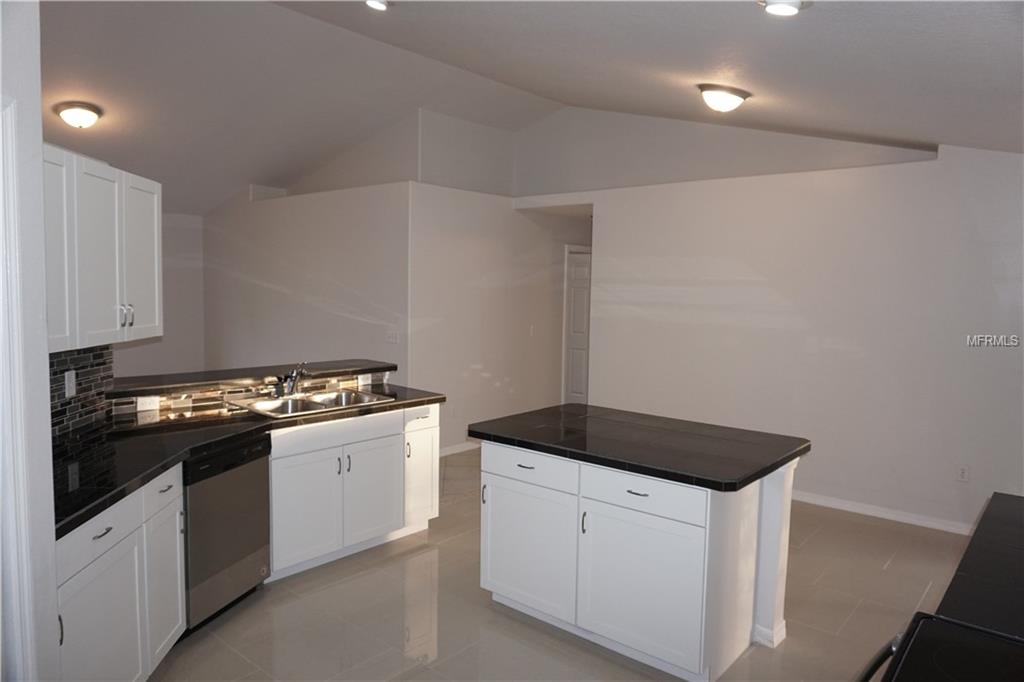 676 MEADOW PARK DRIVE, MINNEOLA, Florida 34715, 3 Bedrooms Bedrooms, 7 Rooms Rooms,2 BathroomsBathrooms,Residential,For sale,MEADOW PARK,G4850664