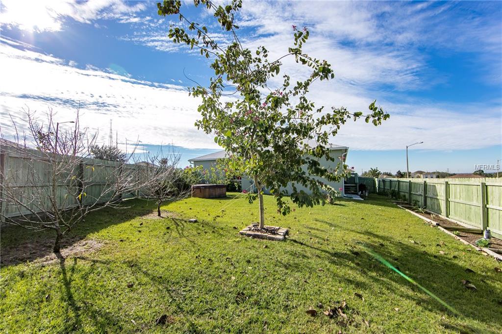 612 CHICAGO WAY, DUNDEE, Florida 33838, 3 Bedrooms Bedrooms, 10 Rooms Rooms,2 BathroomsBathrooms,Residential,For sale,CHICAGO,P4718481