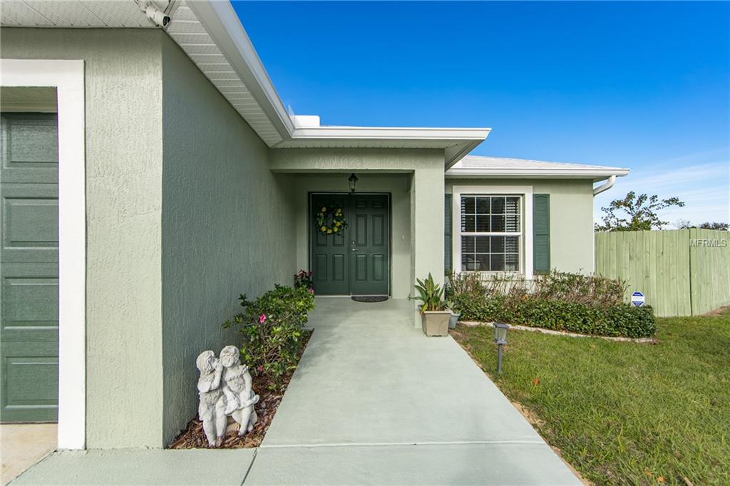 612 CHICAGO WAY, DUNDEE, Florida 33838, 3 Bedrooms Bedrooms, 10 Rooms Rooms,2 BathroomsBathrooms,Residential,For sale,CHICAGO,P4718481