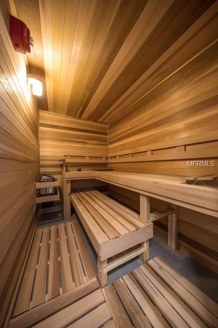 1354 ROYAL ST GEORGE BOULEVARD, DAVENPORT, Florida 33896, 3 Bedrooms Bedrooms, 7 Rooms Rooms,2 BathroomsBathrooms,Residential,For sale,ROYAL ST GEORGE,T2921972