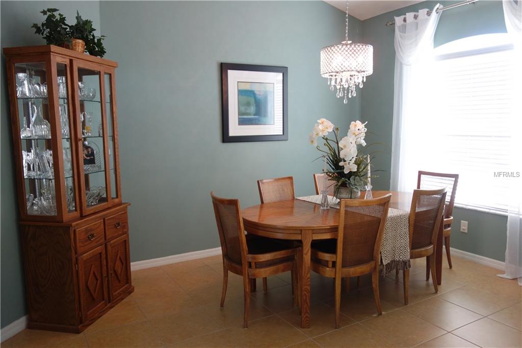 5404 CORAL SHELL WAY, APOLLO BEACH, Florida 33572, 4 Bedrooms Bedrooms, 8 Rooms Rooms,3 BathroomsBathrooms,Residential,For sale,CORAL SHELL,T2926163