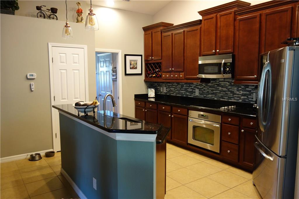 5404 CORAL SHELL WAY, APOLLO BEACH, Florida 33572, 4 Bedrooms Bedrooms, 8 Rooms Rooms,3 BathroomsBathrooms,Residential,For sale,CORAL SHELL,T2926163